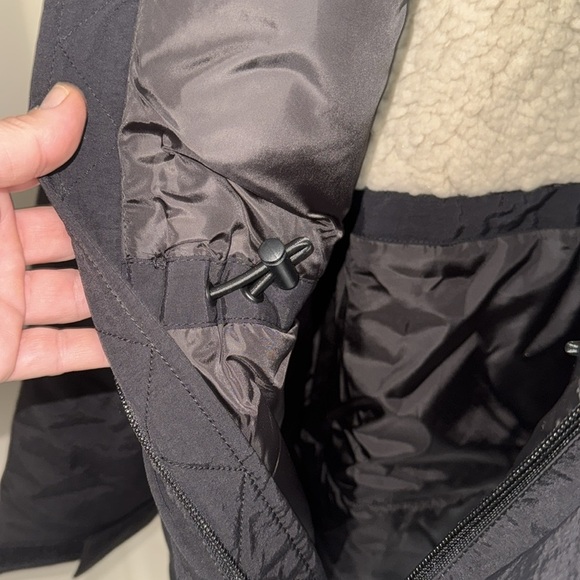 32 Degrees Men's Black Hooded Puffer Coat - Picture 8 of 8